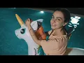 Ece Ronay - Şiki Şiki (Official Video)