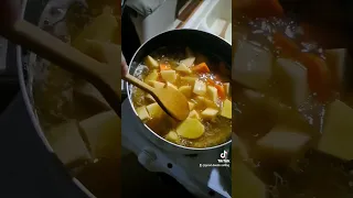 Dinner for 2 for 2 days which means DAY OFF tomorrow! 😉😁#liveaboard #sailboat #yachtlife #bonappetit