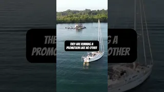 The floating bar #sailingbyefelicia