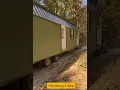 Delivering a portable building