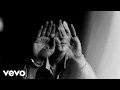 Download Lagu Kings Of Leon - The Bandit (Official Video)