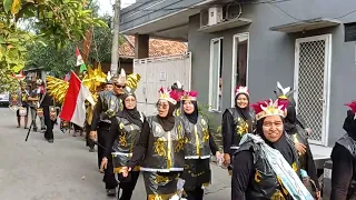 Karnaval kesiangan