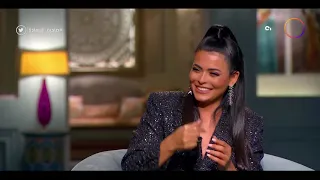 أسماء جلال أنا شفت بنت شبهك في مسلسل كأنه إمبارح وكانت هتقتلني بالسكينة لما عرفت إني بمثل 