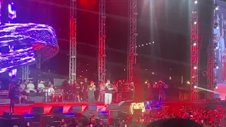 حفلة تامر حسني        موحشتكيش دندنها