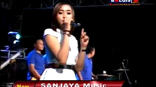 Download 12 UNGKAPAN HATI # YENI INKA MP3