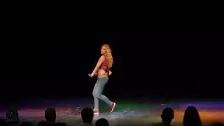 بنت ترقص على اغنية واجا بامبا دندنها