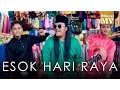 Download Lagu Harry ft. Sheryl Shazwanie - Esok Hari Raya (Official Music Video)