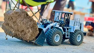 RC Construction Vehicles models in Action! RC Wheel Loader Komatsu | Truckweek  (Day 3)