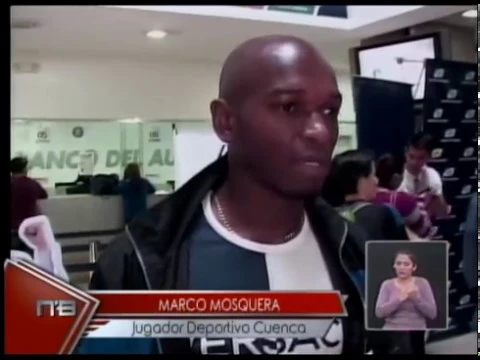 Jugadores del Deportivo Cuenca visitaron Banco del Austro