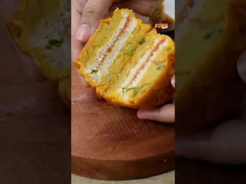 Street Style Vada Pav | Crispy Mumbai Vada Pav Recipe | Easy Indian Street Food #badapav #Snacks