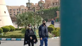 حزن وتأثر دنيا سمير غانم فى جنازة الفنانة سهير البابلي دندنها