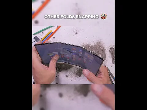 Incredible Samsung engineering ☠️ #samsung #edit #folding