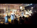 Download Lagu Publiek barst in zingen uit na LEK van BOT op Oerol 2017