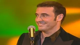 القيصر كاظم الساهر   منين أجيب إحساس للي مايحس    من الاغاني القديمة و الجميلة    حفلة الدوحة ٢٠٠٦   دندنها