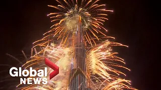 Download New Year's 2021: Dubai puts on dazzling fireworks show from iconic Burj Khalifa MP3