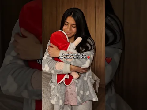 Miles de personas ya tienen su peluche de la Virgen María que respira 🥹🤍