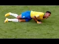Neymar rolling