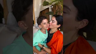 جديد الممثلة التركية اوزجي ياغيز بطلة مسلسل عيناك كالبحر الأسود مع ابن أختها New Özge Yağız 
