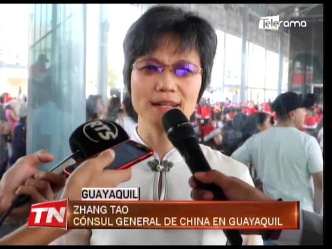 Niños participaron en un agasajo navideño organizado por la colonia China