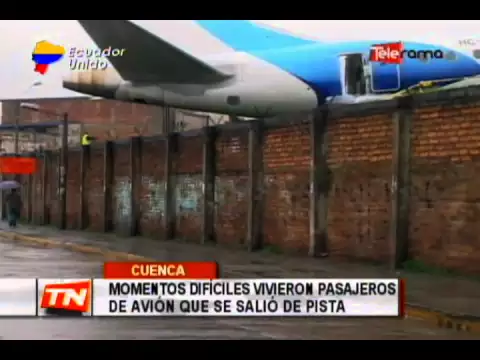 Momentos difíciles vivieron pasajeros de avión que se salió de pista