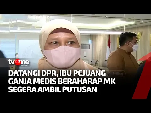 Santi Warastuti, Ibu Pejuang Ganja Medis Untuk Anaknya Datangi DPR