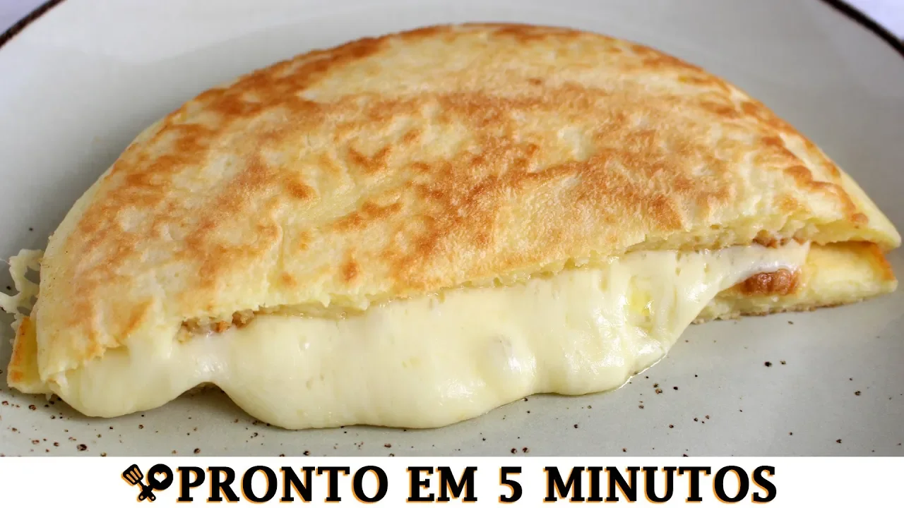 O VERDADEIRO Pão de Queijo Mineiro da Roça!. 