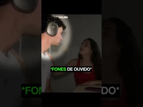 Ele não estava ouvindo música! 🤣 #shorts