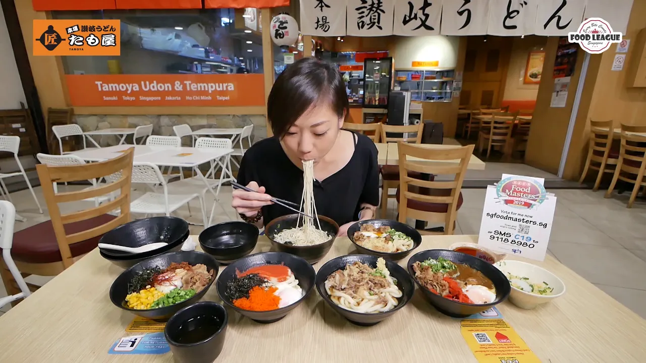 Sarah challenges 8 bowls of award-winning udon in Singapore!