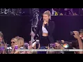 Download Lagu Fergie - M.I.L.F. $ (Live Today Show Concert Series)