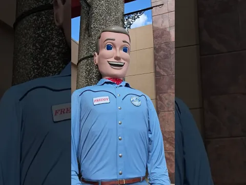 The Carpetbagger has a heart to heart with Freddy Farm Bureau