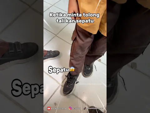 KETIKA MINTA TOlONG TALIKAN SEPATU MURID#shortsvideo #schoollife #gurusd #gurumuda #viralshorts