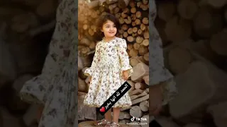 أدخل واشوف البنت اللى مجننة العالم بجمالها على أغنية الضحكة دى حكاية سكر فى كوباية 