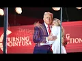 Download Lagu Trump has Erika Kirk join him on stage after Charlie Kirk memorial speech