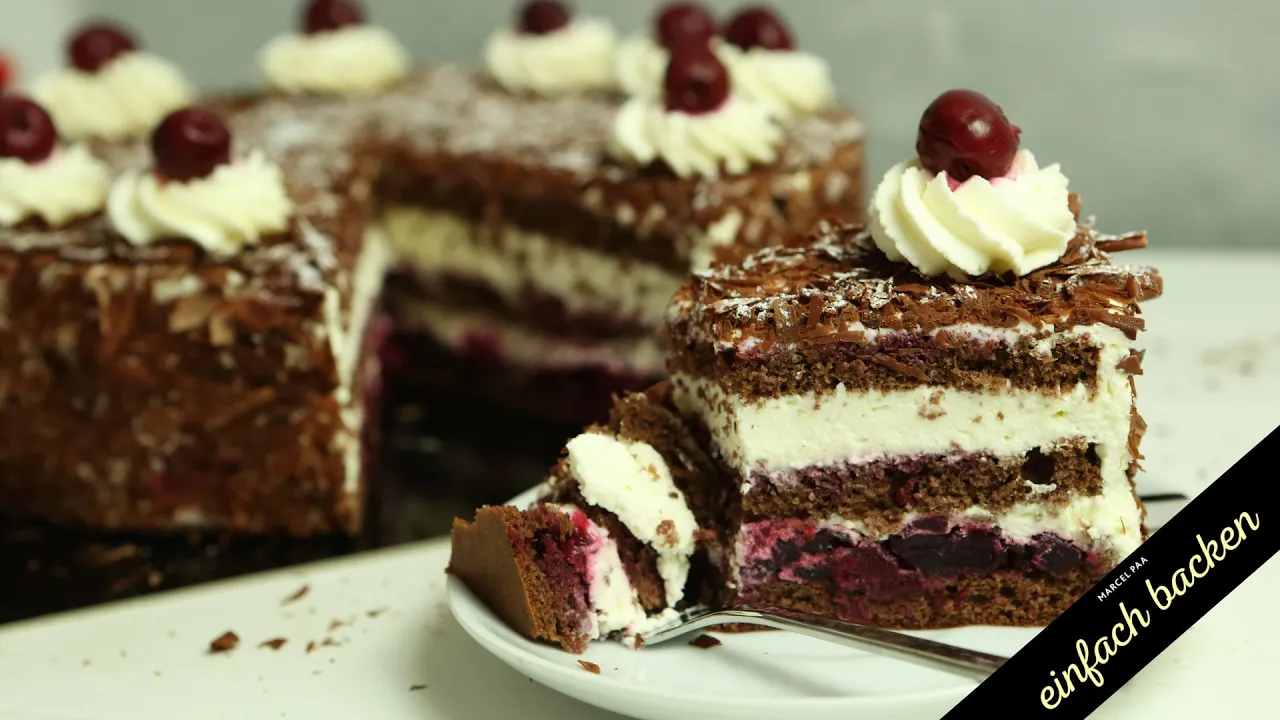 Schwarzwälder KirschTorte, Sahnetorte. 
