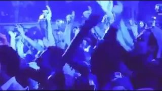 ياكل حاجه سبتها دندنها