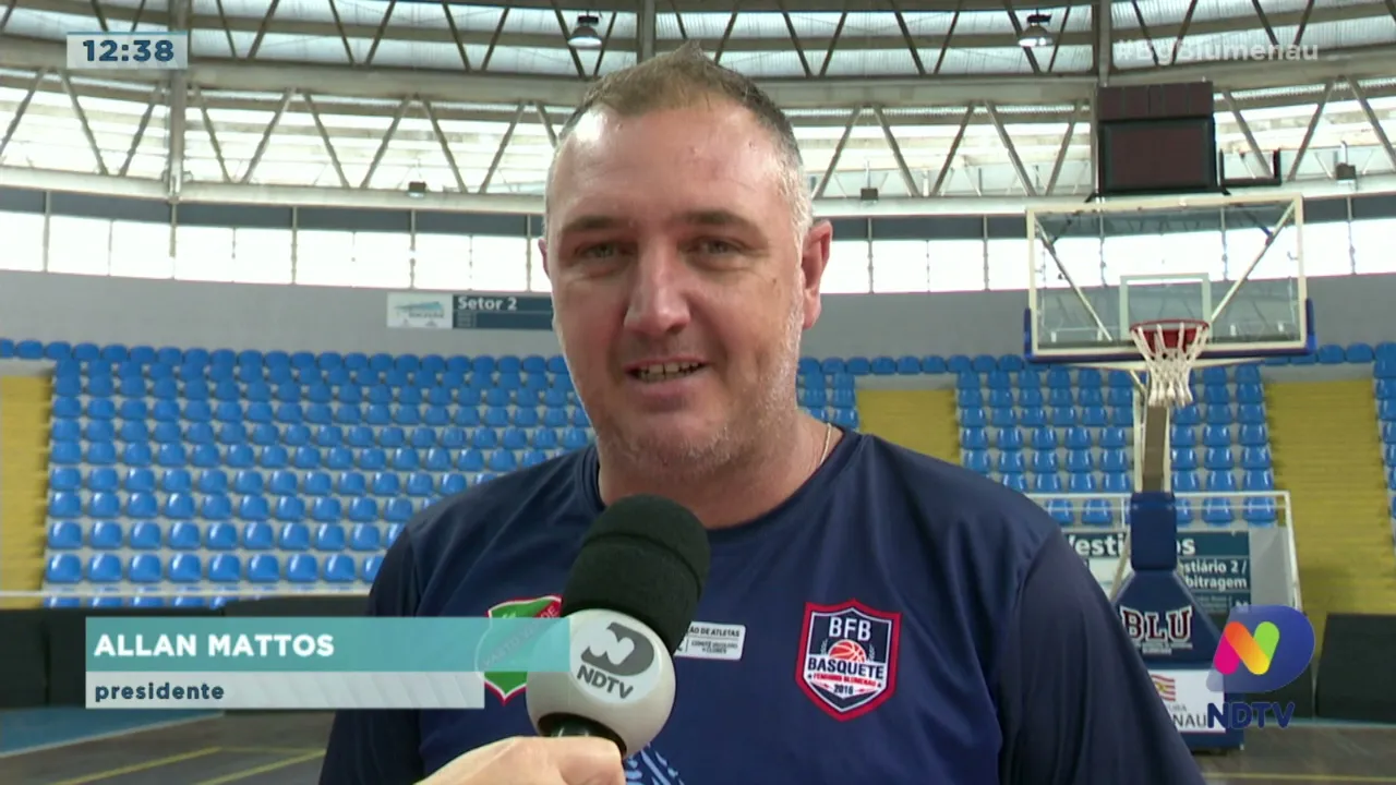 Basquete Feminino de Blumenau participa do Desafio da Solidariedade