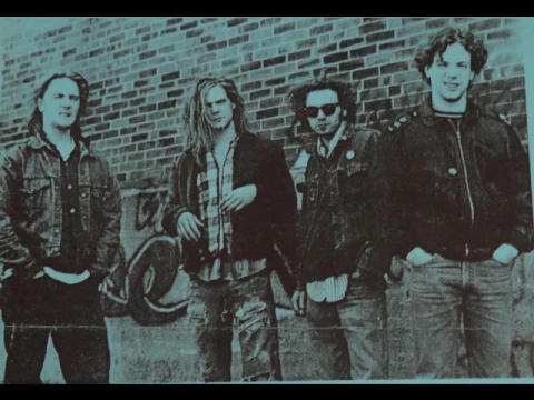 Download MP3 Soul Asylum - Live 1988 Location Unknown (audio)