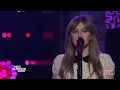 Kelly Clarkson - Kiss Me (Cover Sixpence None The Richer) (Live on The Kelly Clarkson Show)