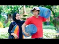 Download Lagu LAMARAN BOS PEMILIK PERUMAHAN DITOLAK KARENA KEPERGOK JADI TUKANG PENGANTAR GALON ! 100% Bikin Baper