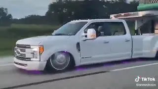 الف خساره عليك يا دنيا 