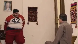 مشهد مضحك مسلسل العرضحالجي نبراس وسراج 