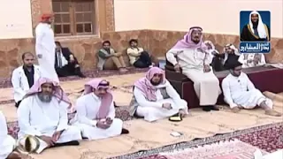 قصة لدغ الحیة لابي بكر فی الغار و تضحیتة بینفسە من اجل الرسول صلي اللە علي وسلم 