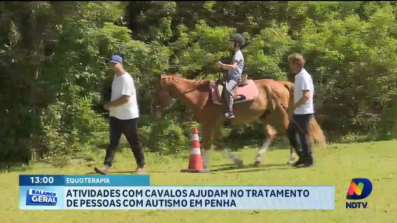 Equoterapia, atividades com cavalos ajudam no tratamento de pessoas com autismo em Penha