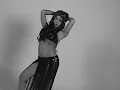 Nessa Barrett - Glamorous (Official Visualizer)