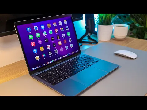 Should you buy the 13 M1 MacBook Pro in 2022