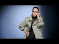 Download Lagu Ebru Gündeş - Vakitsiz Geldin (Klip)