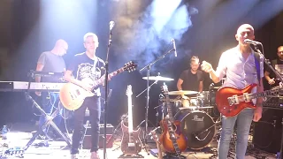 סינגולדה וחברים מארחים את תום אבידור Sweet Child O Mine 