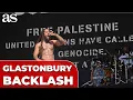 Lagu WOEDE BIJ GLASTONBURY, WANNEER DE BAND VERONTWAARDIGING VEROORZAAKT MET EEN ANTI-ISRAËL militair ...