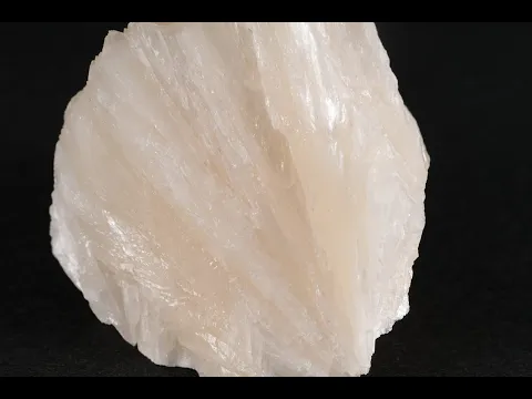 スティルバイト (束沸石) 原石 47.5g｜天然石 原石 通販 キラリ石