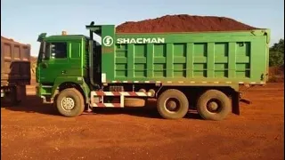 Shacman unloading stone for construction 🚧 